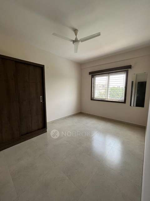 2 BHK Flat In Silver Oak Apartments for Rent  In Kalyan Nagar