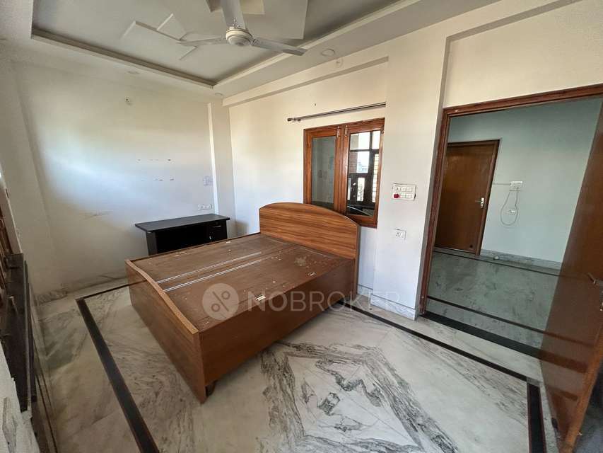 2 BHK House for Rent  In Sector 52 C Block
