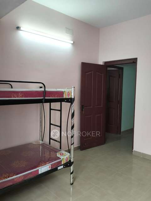 PG for Girls in Padur