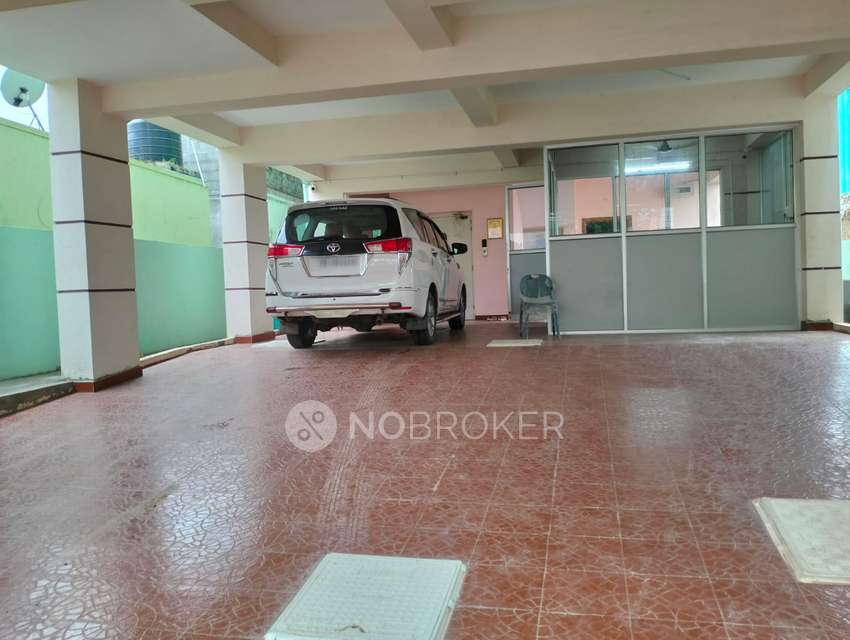 PG for Girls in Padur