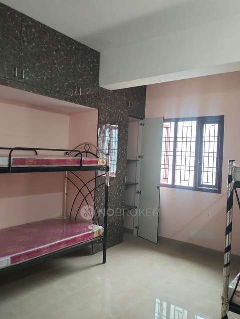 PG for Girls in Padur