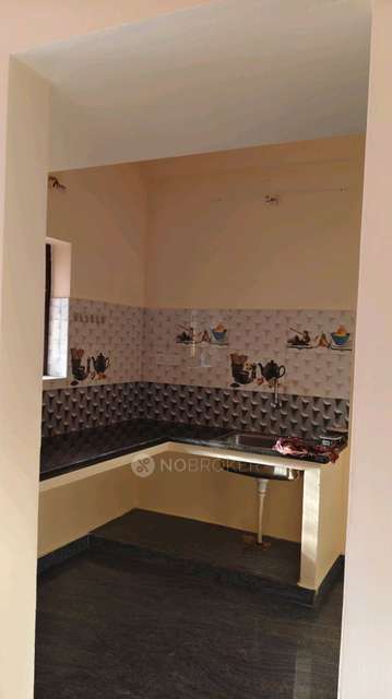 1 BHK House for Lease  In 7253, Paraniputhur, Iyyappanthangal, Chennai, Tamil Nadu 600122, India