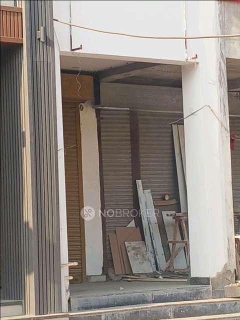 Shop in Sector 51 , Gurgaon for Rent 