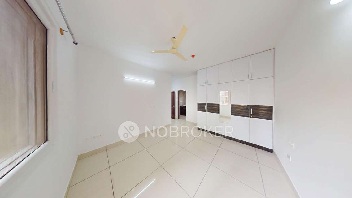 2 BHK Flat In Prestige Lakeside Habitat For Sale  In Varthur