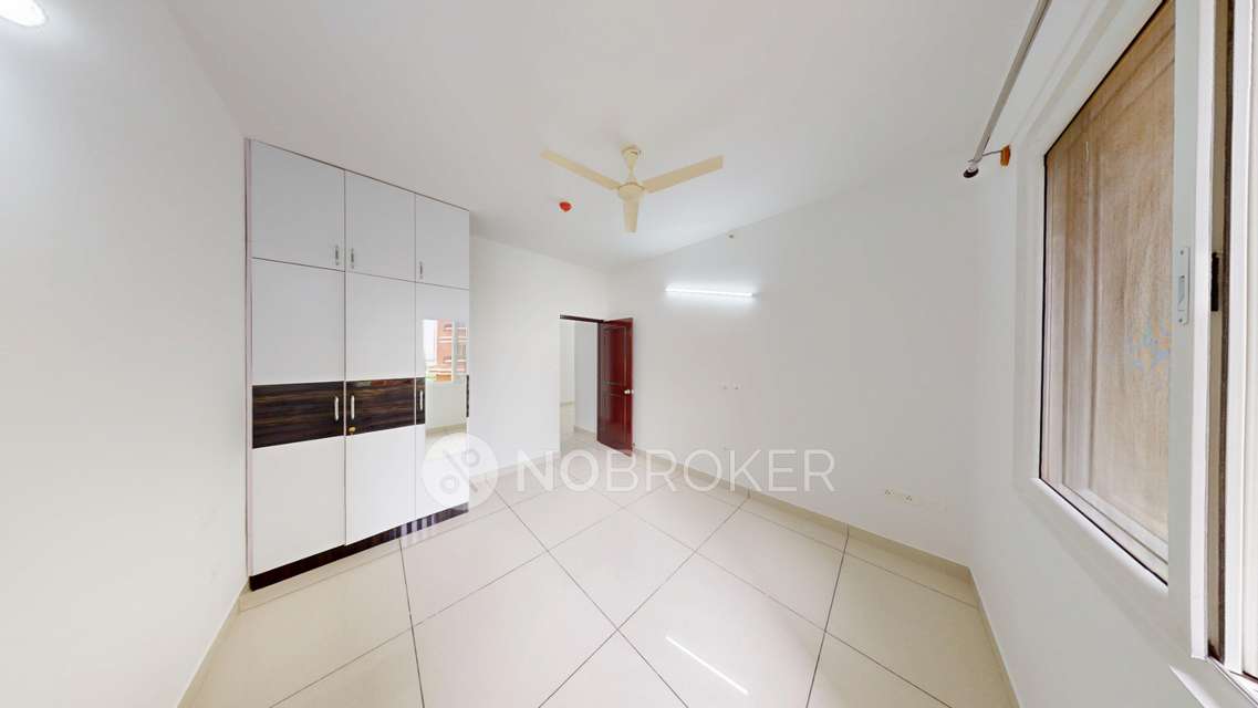 2 BHK Flat In Prestige Lakeside Habitat For Sale  In Varthur