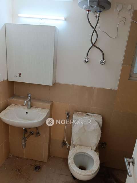 4 BHK Flat In Emerald Premier Floors For Sale  In Sector-65