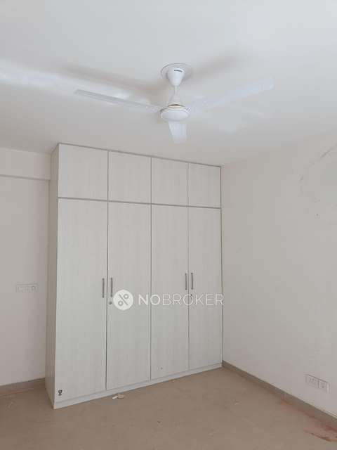 4 BHK Flat In Emerald Premier Floors For Sale  In Sector-65