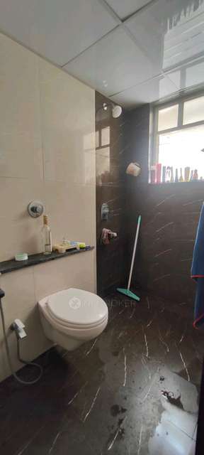 2 BHK Flat In Kohonoor Emrald  for Rent  In Kohinoor Emerald (sus)