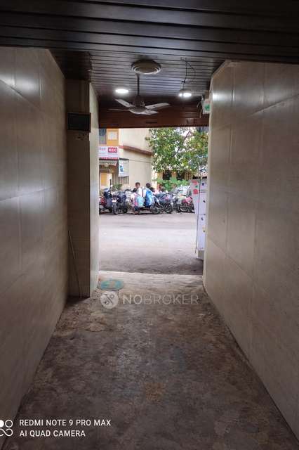 Shop in Golden Fisheries And Pet Shop , Mumbai for Rent 