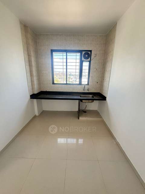 2 BHK Flat In Hari Om Plaza Apartment For Sale  In Kalewadi - Rahatani Rd