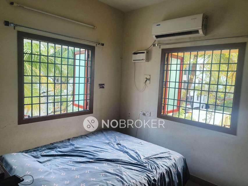 2 BHK Flat In Adhilakshmi Nivas For Sale  In Adambakkam