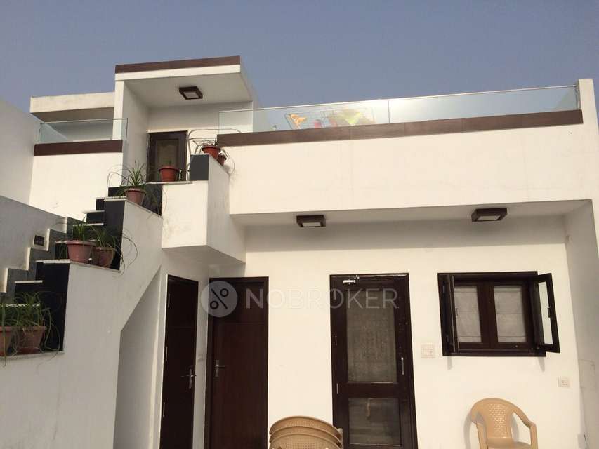 3 BHK House for Rent  In  Sector 26