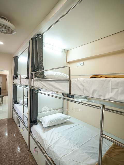 PG for Boys in Kandivali West