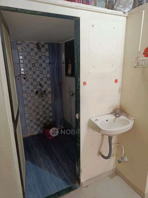 1 BHK Flat In Yashwant Heights Kalyan East For Sale  In Jari Mari School