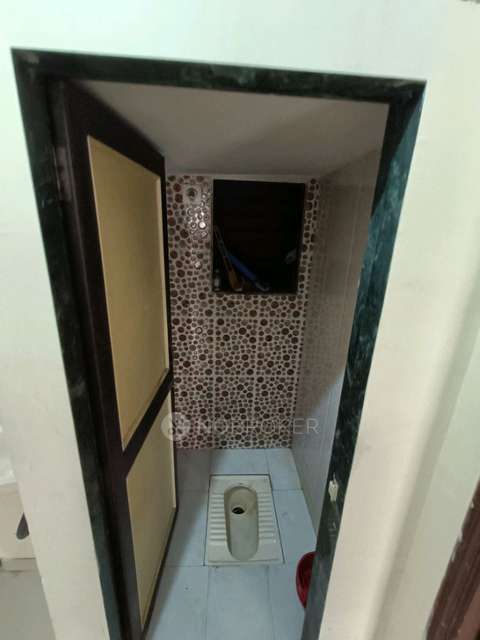 1 BHK Flat In Yashwant Heights Kalyan East For Sale  In Jari Mari School