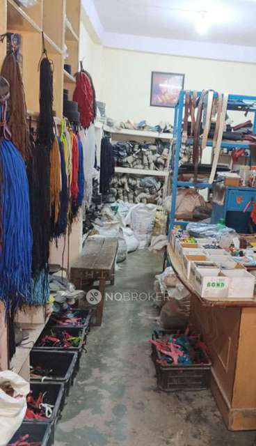 Shop in Uttam Nagar East, Delhi for sale 