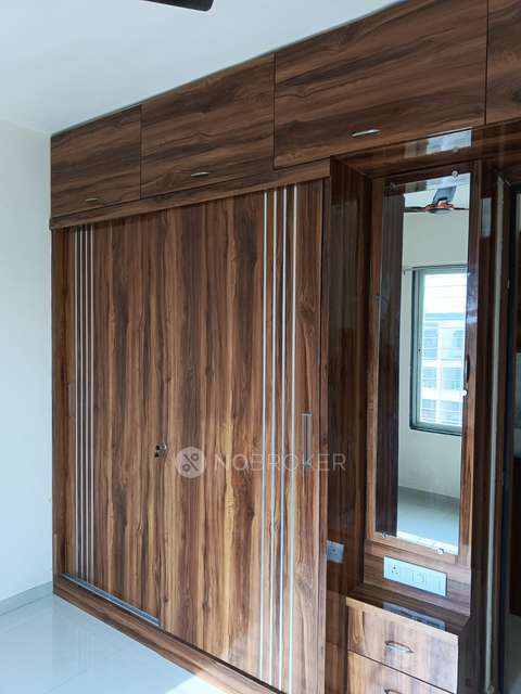 1 BHK Flat In Silver 9 for Rent  In Moshi