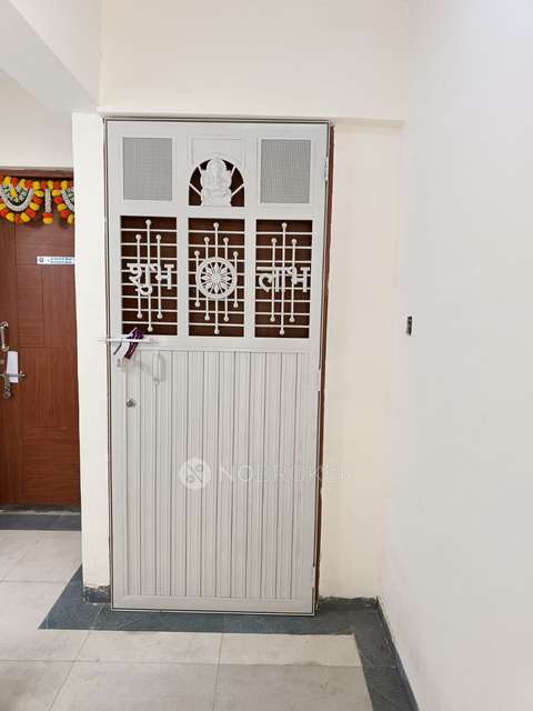 1 BHK Flat In Silver 9 for Rent  In Moshi