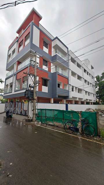 3 BHK Flat In Golden Apartment  For Sale  In Poonamallee