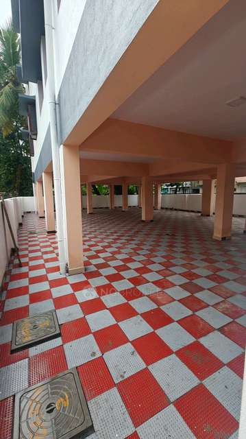 3 BHK Flat In Golden Apartment  For Sale  In Poonamallee