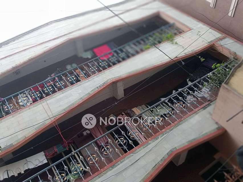 4+ BHK Flat In Standlone Building  For Sale  In Nungambakkam