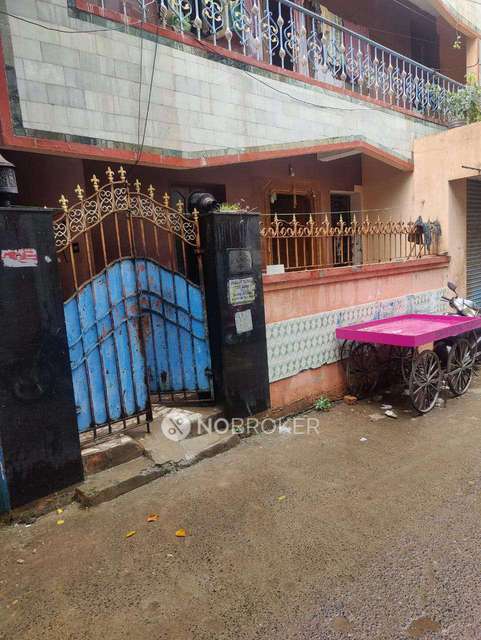4+ BHK Flat In Standlone Building  For Sale  In Nungambakkam