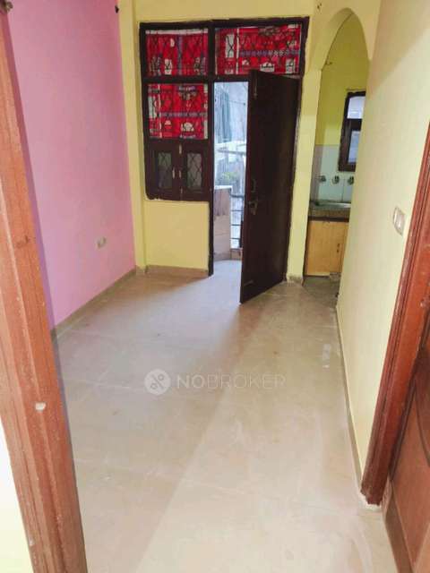 1 BHK House for Rent  In Sector 8, Rohini