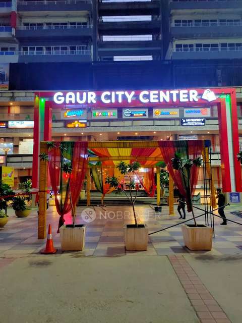 Shop in Ghaziabad, Greater Noida for Rent 