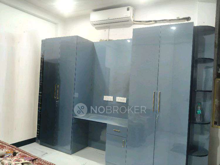 1 BHK House for Rent  In Yamuna Expy