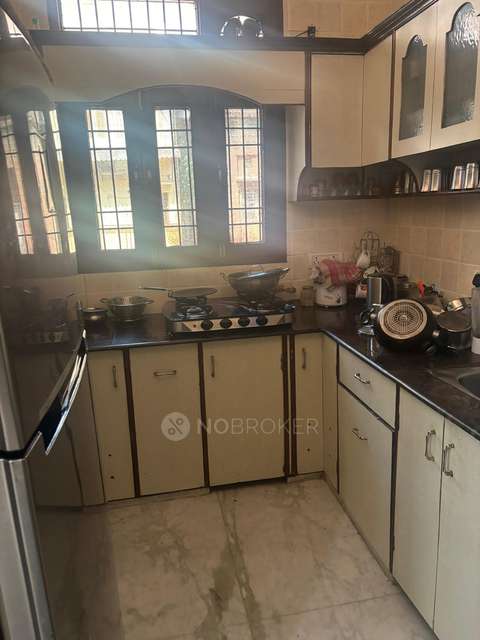 4 BHK Flat In Kd Block Pitampura For Sale  In Pitam Pura