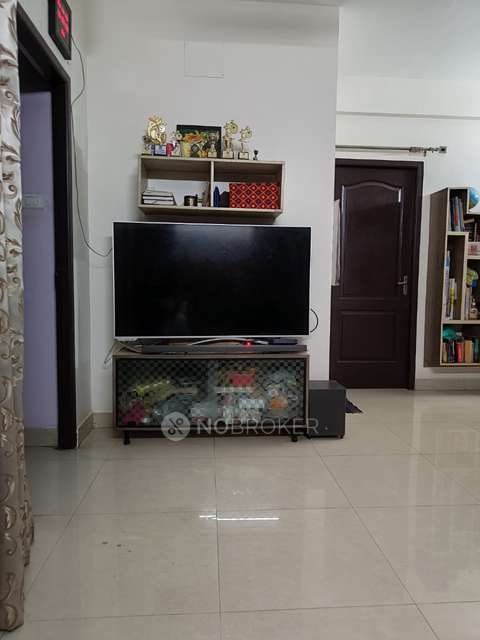 2 BHK Flat In Sugal And Damani Lakeside  For Sale  In Surappattu