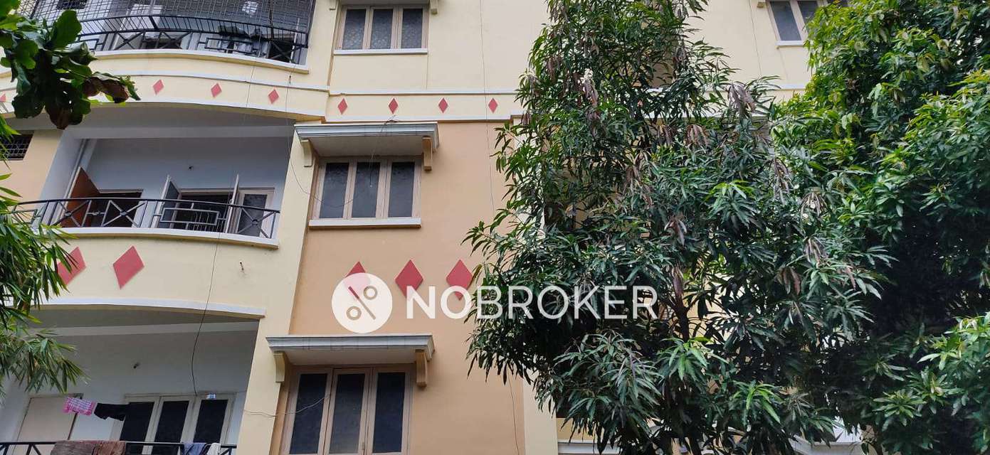 Single Room for Male In 3 BHK  In Sai Ganesh Classic Villa In Madhapur