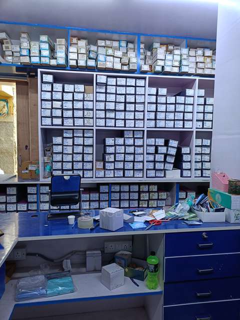 Shop in Balepet, Bangalore for Rent 