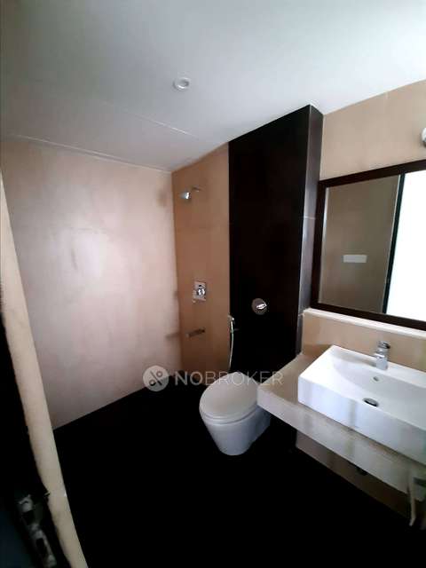 2 BHK Flat In Lodha Splendora, Bhayanderpada For Sale  In Thane West