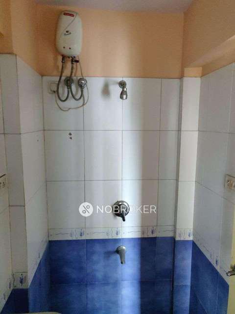 2 BHK Flat In Neptune Solitaire Tower For Sale  In Manpada, Thane West