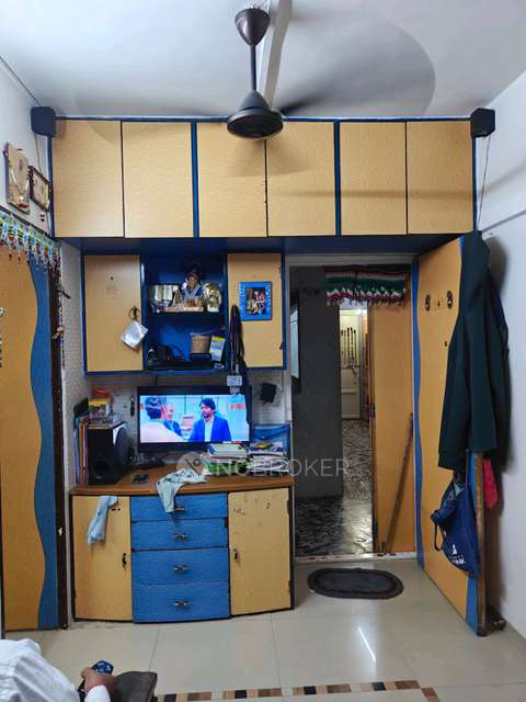 1 RK Flat In Sukh Shanti Apartment For Sale  In Borivali East