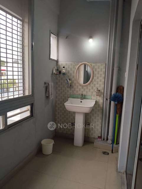 3 BHK Flat In Punnam Shalivahana For Sale  In Dilsukhnagar,