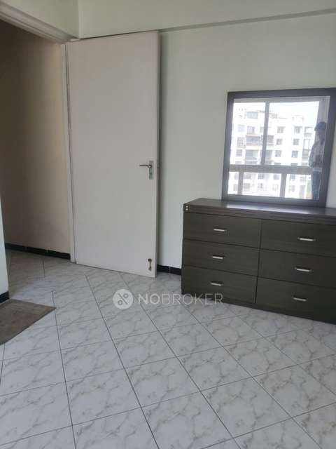 3 BHK Flat In Clover Heights for Rent  In Wanwadi