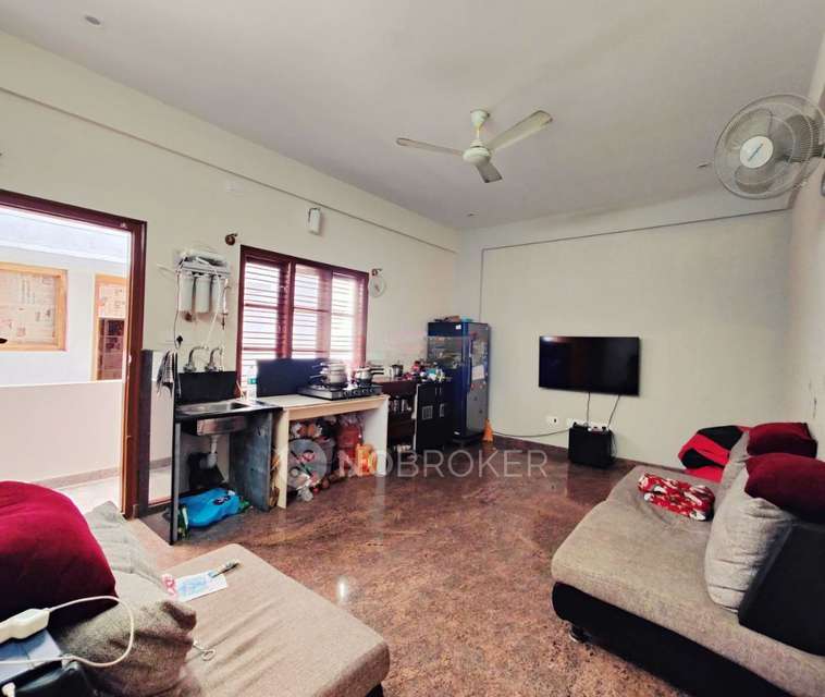 4+ BHK Flat For Sale  In Meenakshi Lakeside Apartment