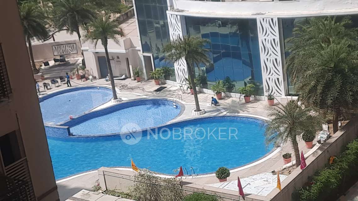 2 BHK Flat In Amrapali Princely Estate, Sector 76 For Sale  In Sector 76