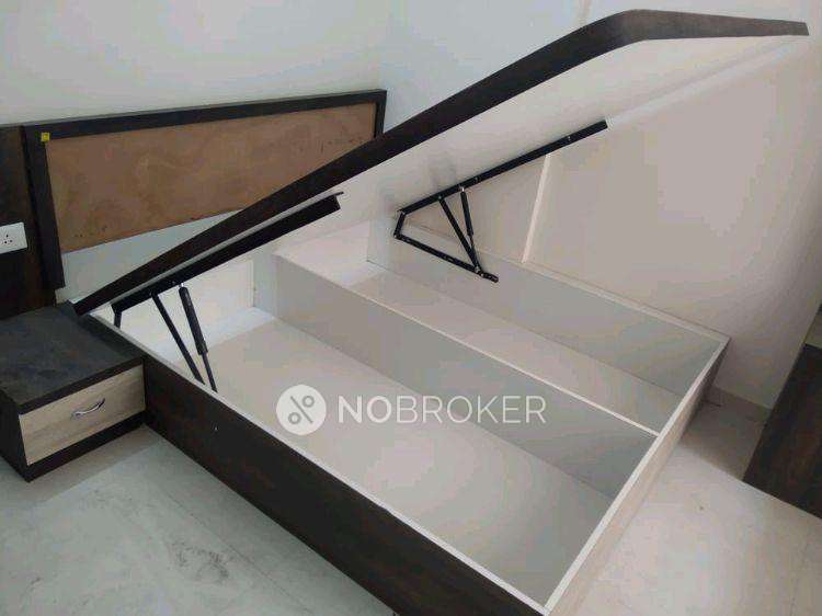 2 BHK Flat In Millennium Paramount for Rent  In Millennium Paramount