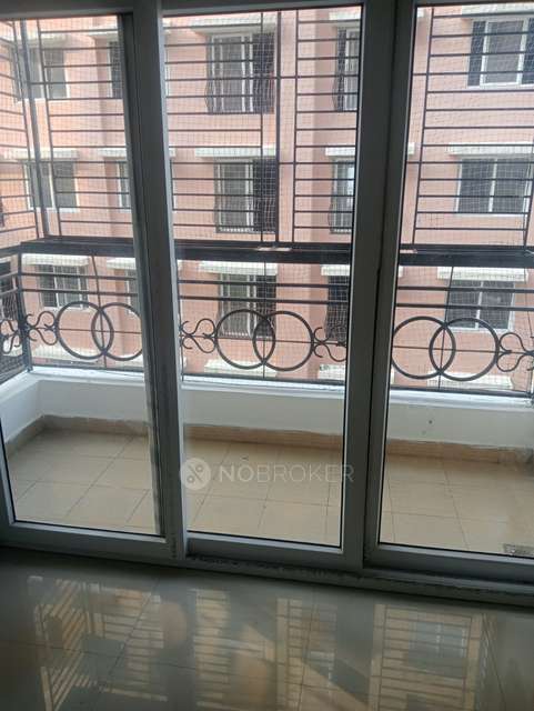 Shared Room for Female In 2 BHK  In Ozone Greens In Perumbakkam