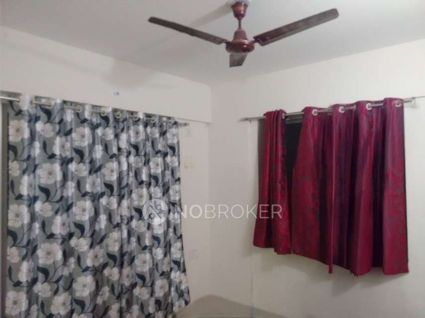 2 BHK Flat In Starwoods Chsl For Sale  In Tathawade