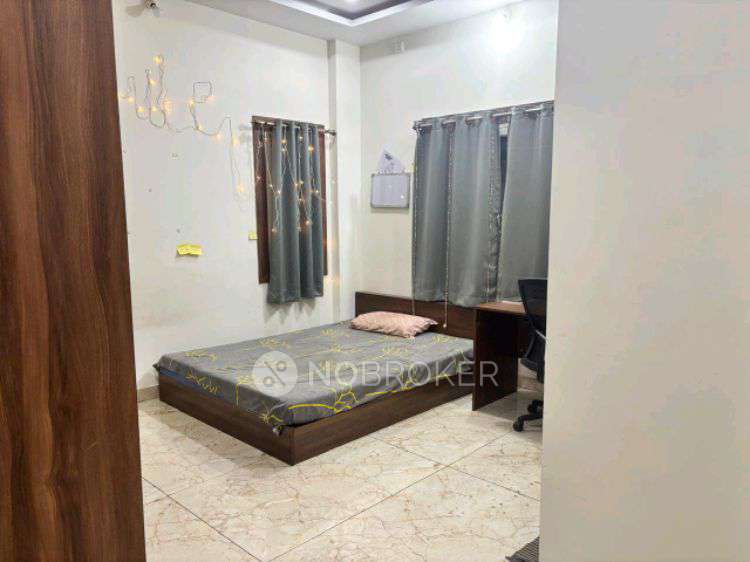 Single Room for Male In 4 BHK  In Kudlu, 