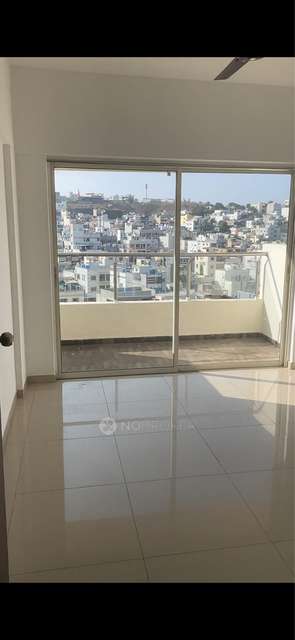 Shared Room for Female In 2 BHK  In Kolte Patil Three Jewels In Katraj Kondhwa Road, Pune