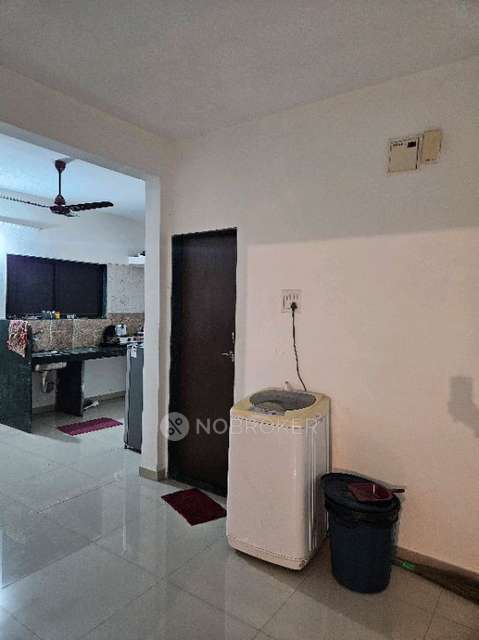 Single Room for Female In 2 BHK  In Suprabha Sector 4, Plot No 161, Opp. Sadhu Vaswani International School, Sant Nagar, Sector Number 4, Moshi, Pune, Pimpri-chinchwad, Maharashtra 412105, India