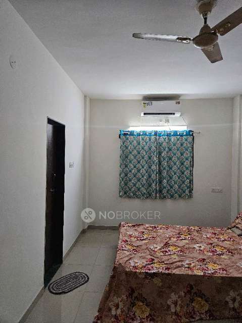 Single Room for Female In 2 BHK  In Suprabha Sector 4, Plot No 161, Opp. Sadhu Vaswani International School, Sant Nagar, Sector Number 4, Moshi, Pune, Pimpri-chinchwad, Maharashtra 412105, India