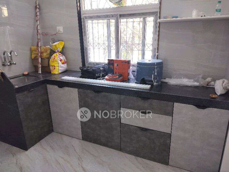 1 RK Flat In R. N. Cosmos C&d for Rent  In D-wing, Sai Shraddha Rd, Near Idbi Bank, Beverly Park, Mira Road East, Mira Bhayandar, Maharashtra 401105, India