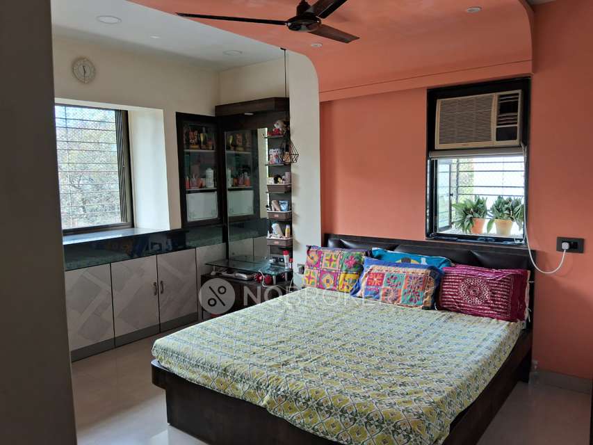 2 BHK Flat In Rahul Apartment, Dadar West For Sale  In Dadar West