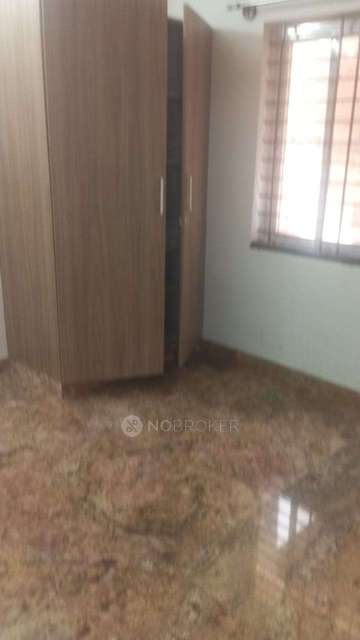 1 BHK Flat In Standalone Building  for Rent  In Indiranagar